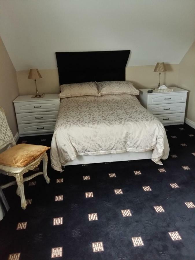 Lir B&B Multyfarnham Exteriör bild