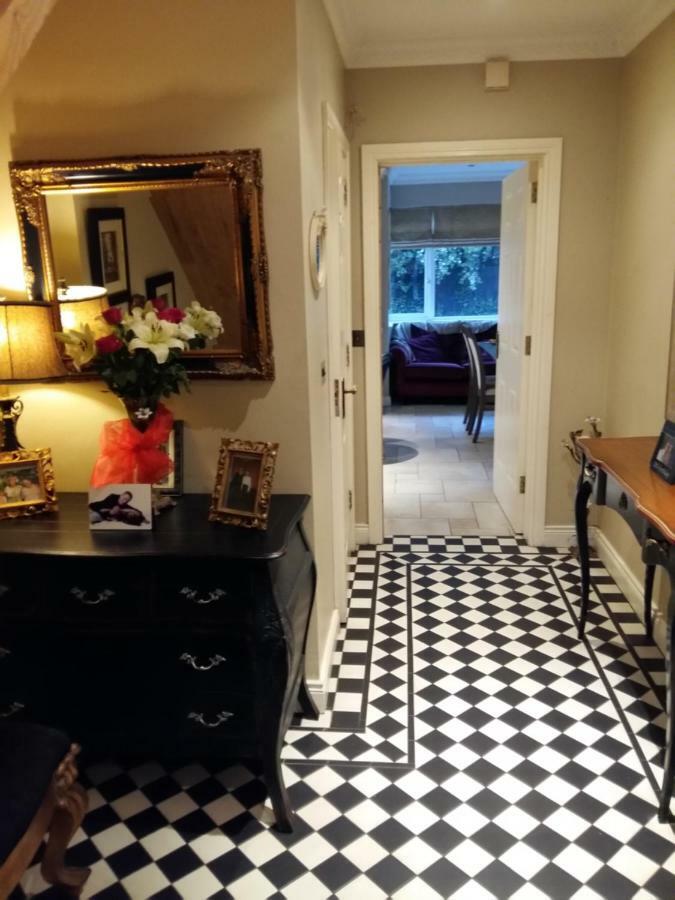 Lir B&B Multyfarnham Exteriör bild